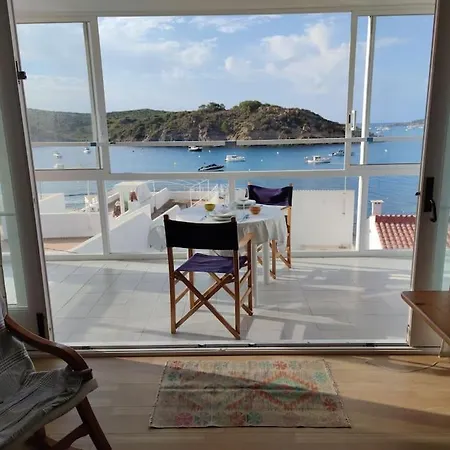 House With Amazing Views Es Grau
